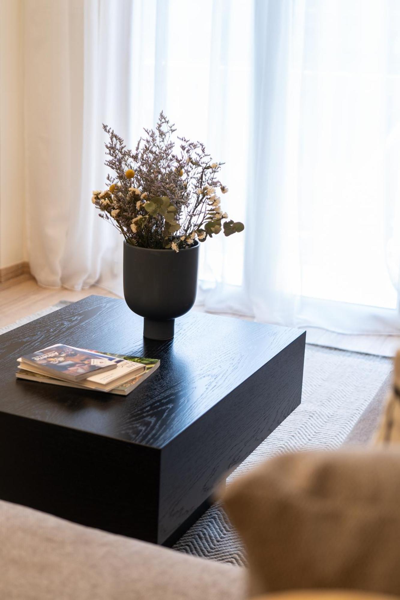 Newly Renovated 2 Bedroom Apartment, 5Min To Metro Athen Exterior foto