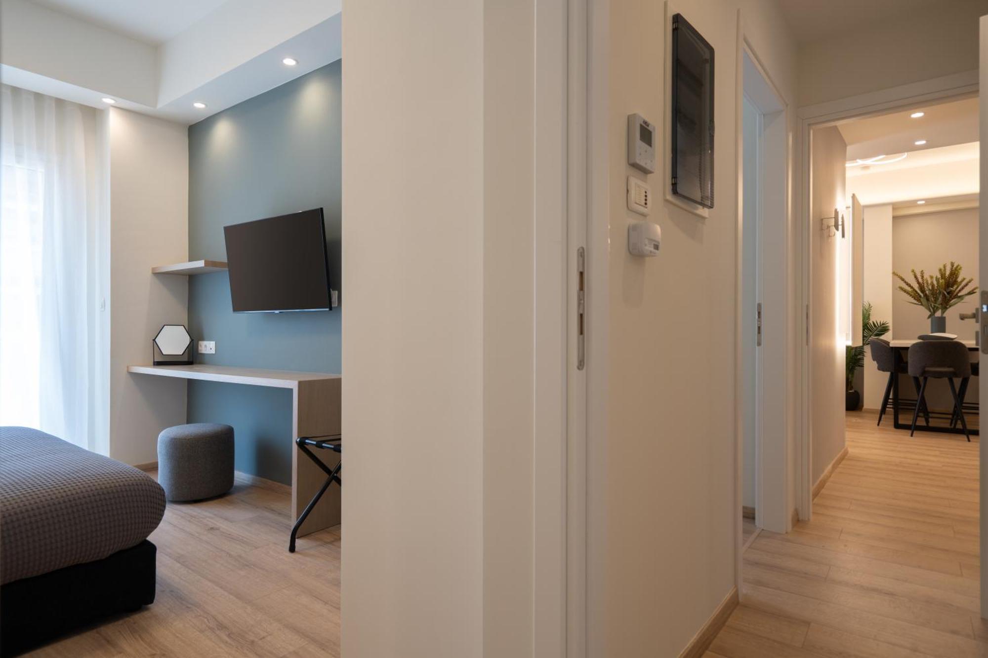 Newly Renovated 2 Bedroom Apartment, 5Min To Metro Athen Exterior foto
